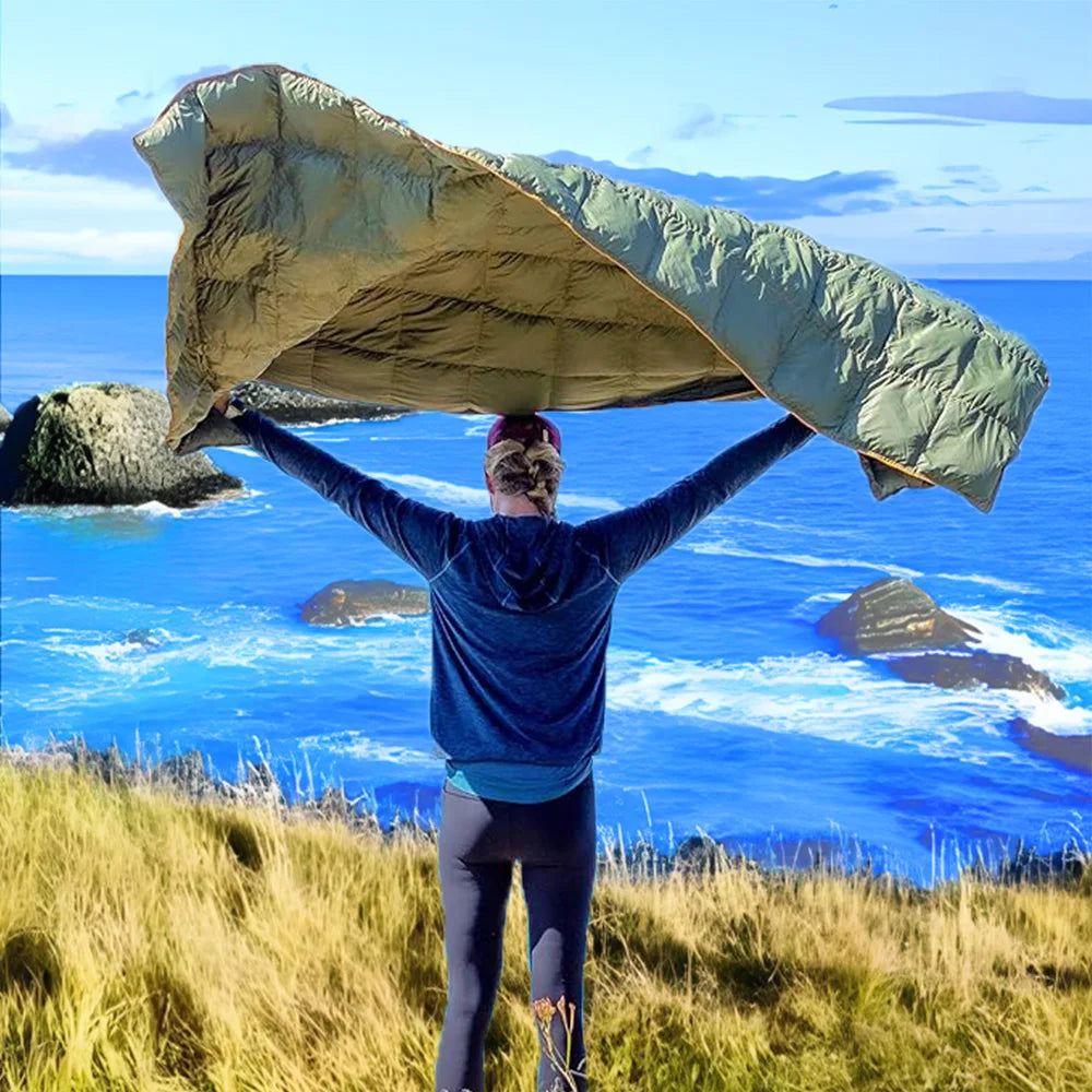 Outdoor Puffy Camping Blanket Lightweight Waterproof Down Alternative Quilt